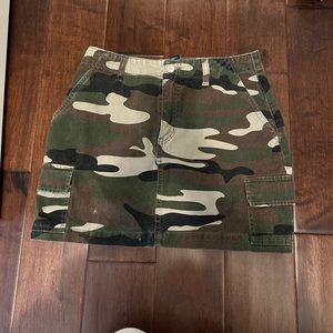 Camo army print skirt